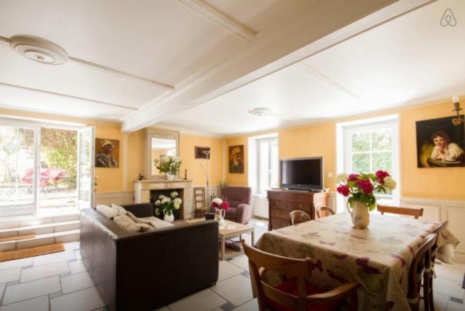 La Tonnelle Fleurie Chambres D'Hotes Sainte-Soulle Buitenkant foto